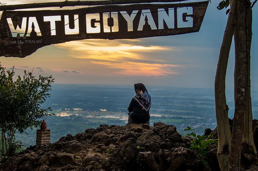 wisata watu goyang 