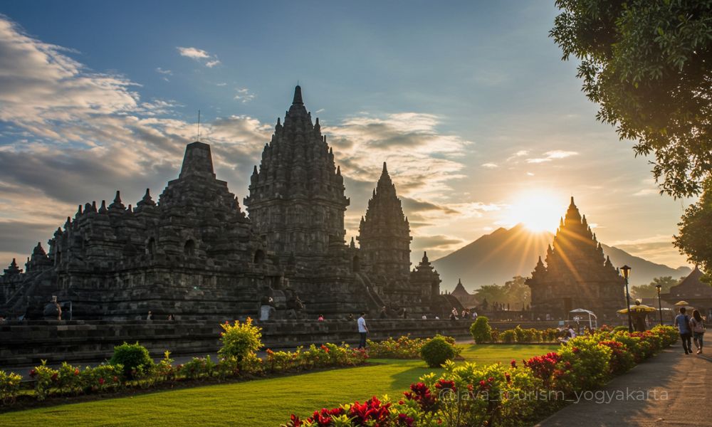 sunrise-candi-borobudur-paket-tour-jogja-3-hari-2-malam
