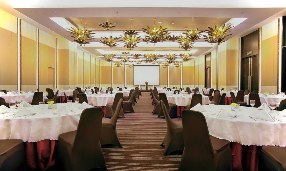 Hotel-bintang-5-EO-family-gathering-Jogja-murah